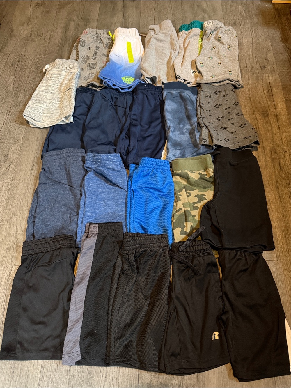 Mixed Boys' Shorts 21 Pair Size 4/5 - Black, Blue, Gray, Camo